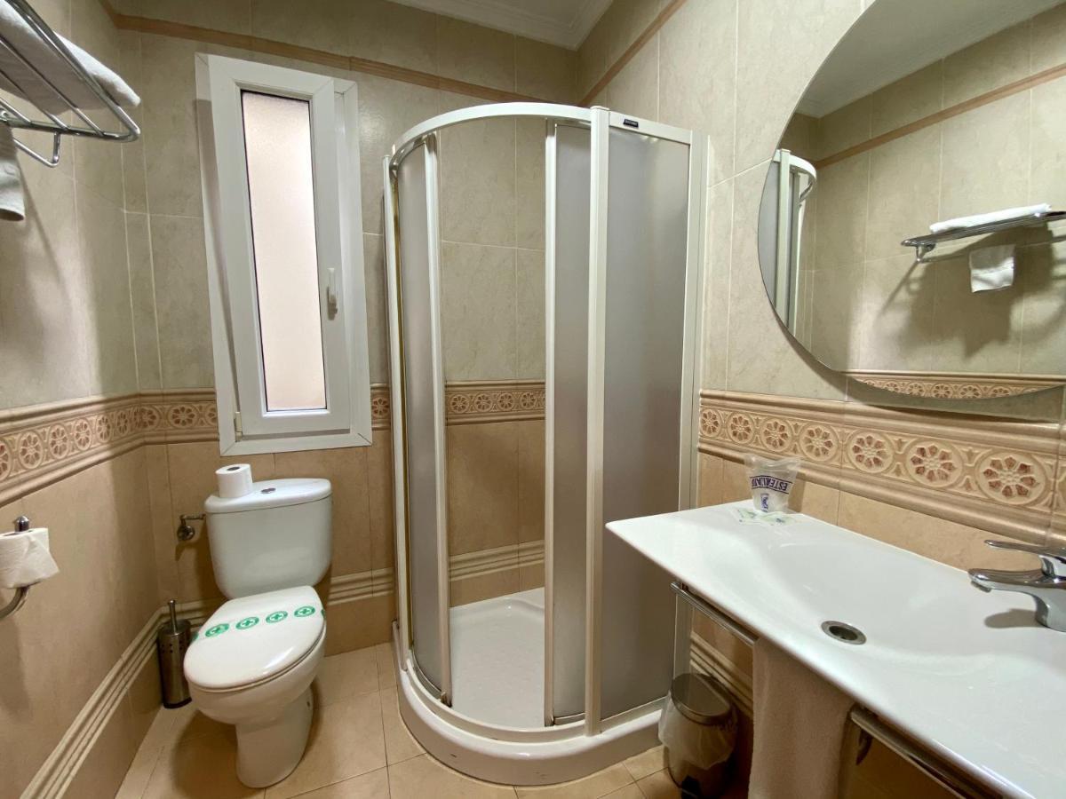 Hostal Bonavista Cervera  Eksteriør billede